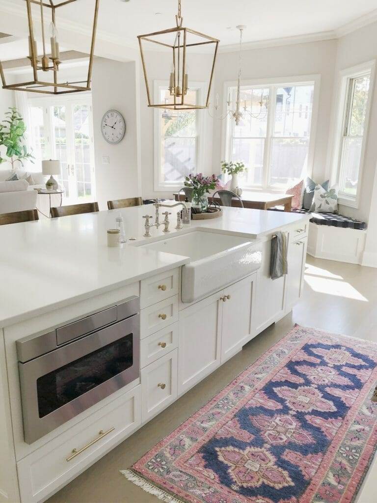 white kitchen design