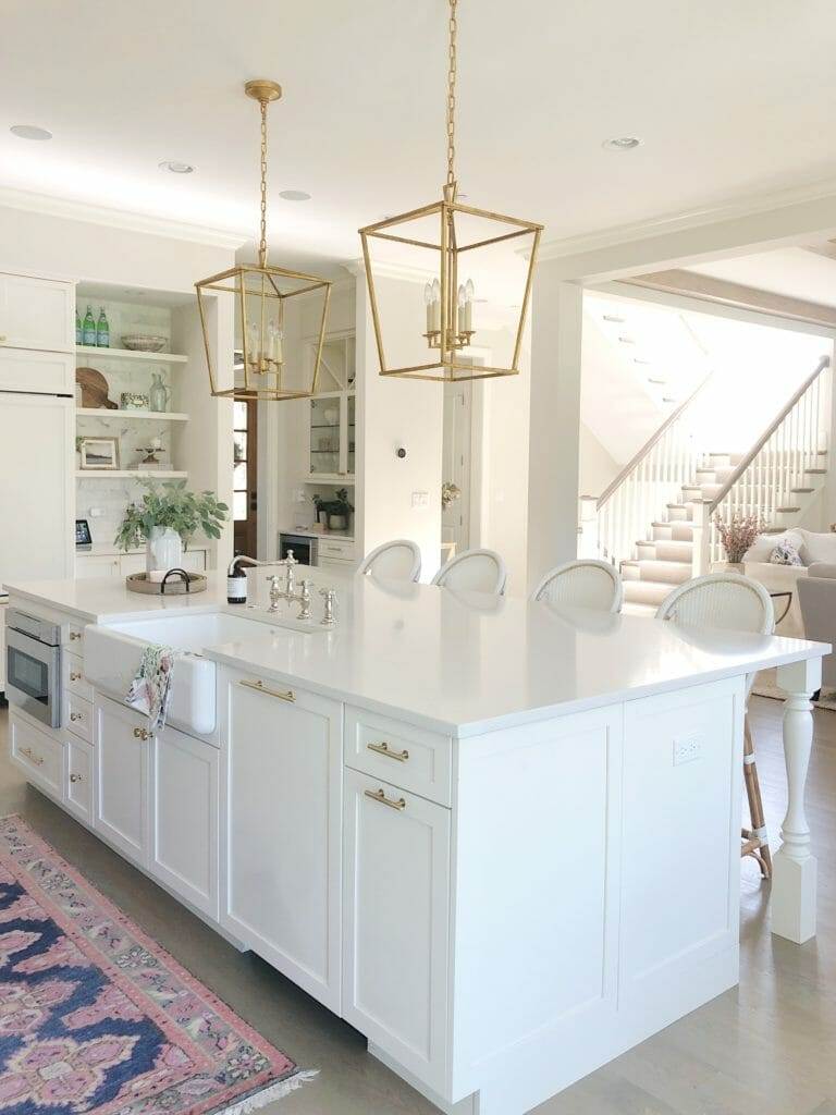 all white kitchen