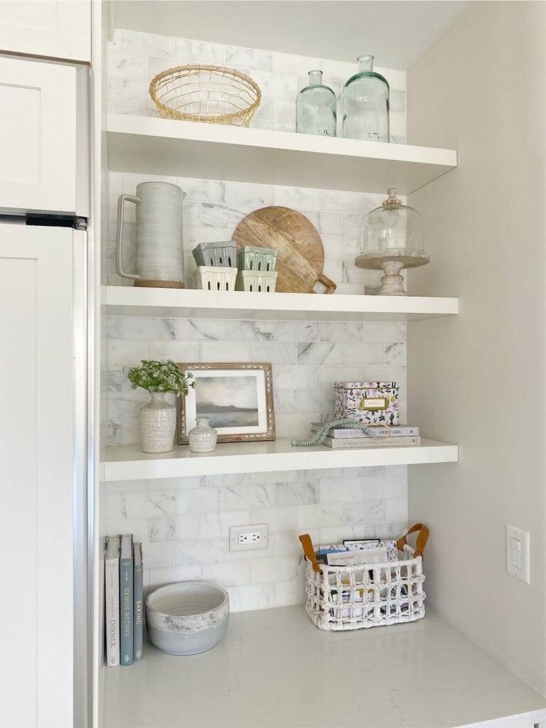 floating shelves kitchen decor
