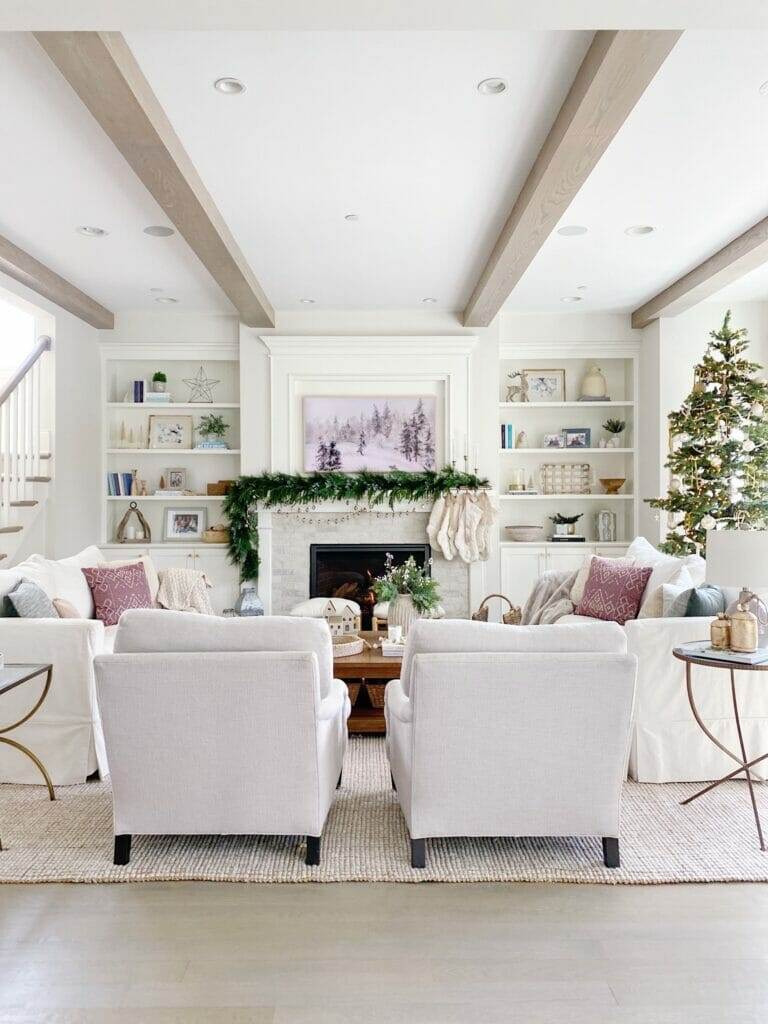 living room Christmas decor