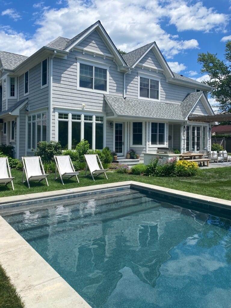 backyard pool How to Choose Patio Furniture