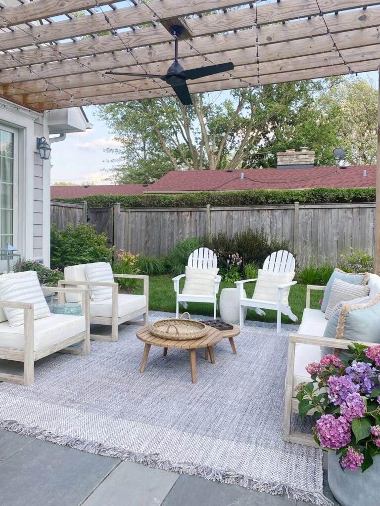 How to Choose Patio Furniture